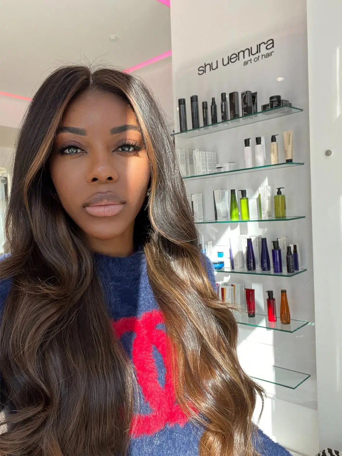 Die Honigperücke mit leichtem Balayage — Ansicht 3